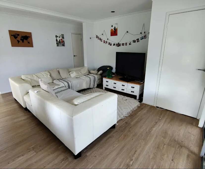 Furnished room granny flat for rent