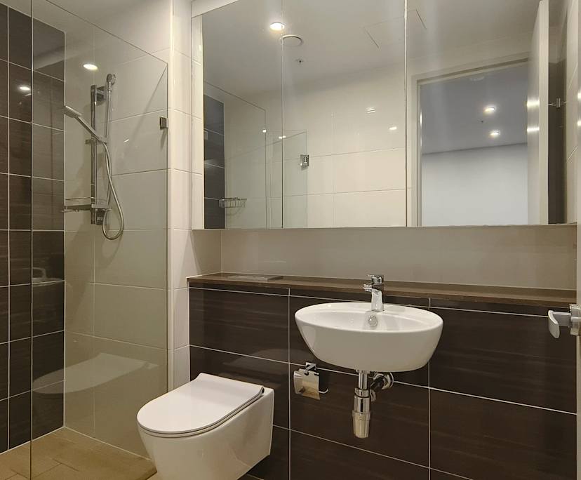 $965, Whole-property, 1 bathroom, Zetland NSW 2017