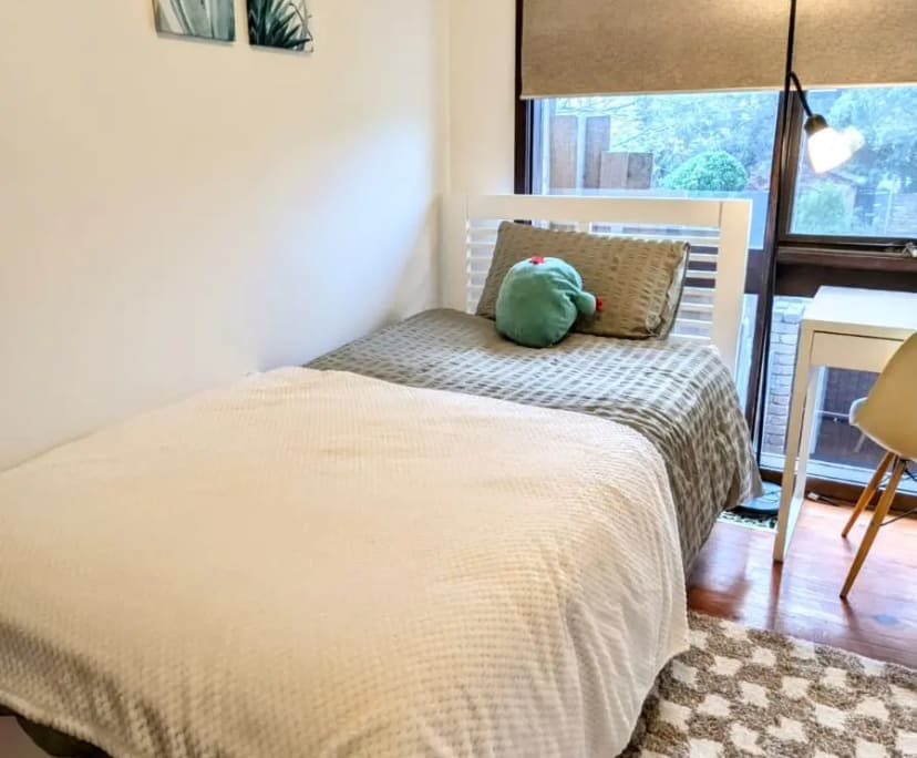 Furnished room in a share house