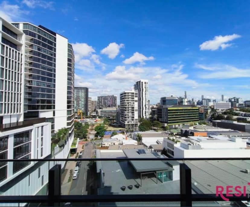 $450, Flatshare, 2 bathrooms, Newstead QLD 4006