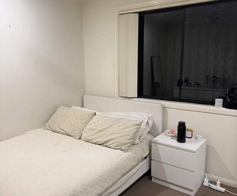Unfurnished room in a share house