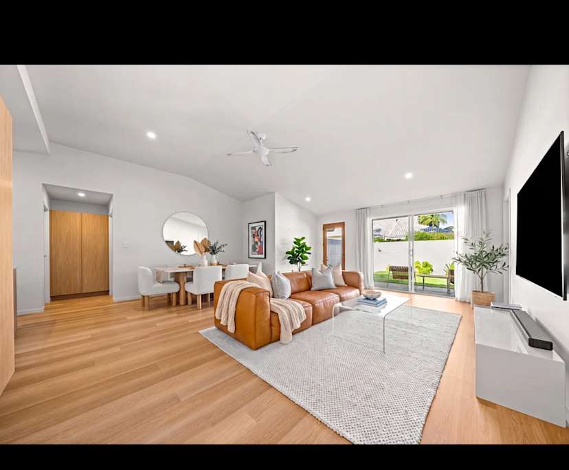 Unfurnished room with own bathroom