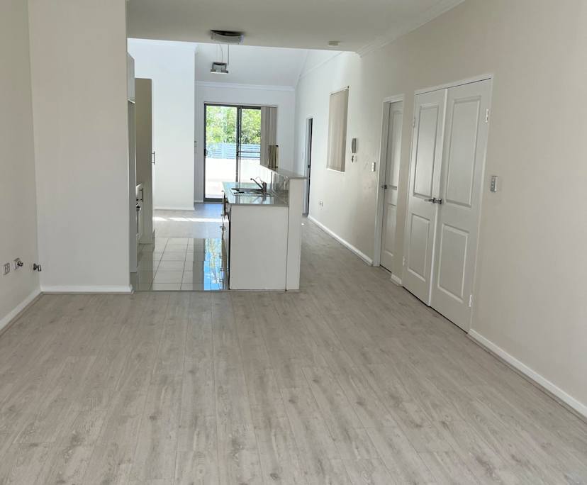 $300, Flatshare, 2 bathrooms, Parklea NSW 2768