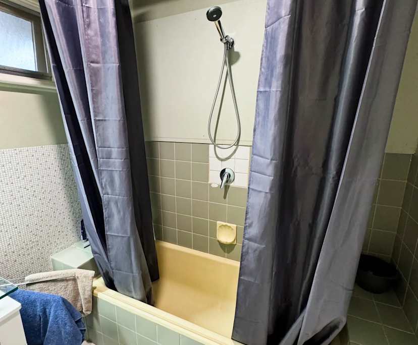 $360, Share-house, 6 bathrooms, Burwood East VIC 3151