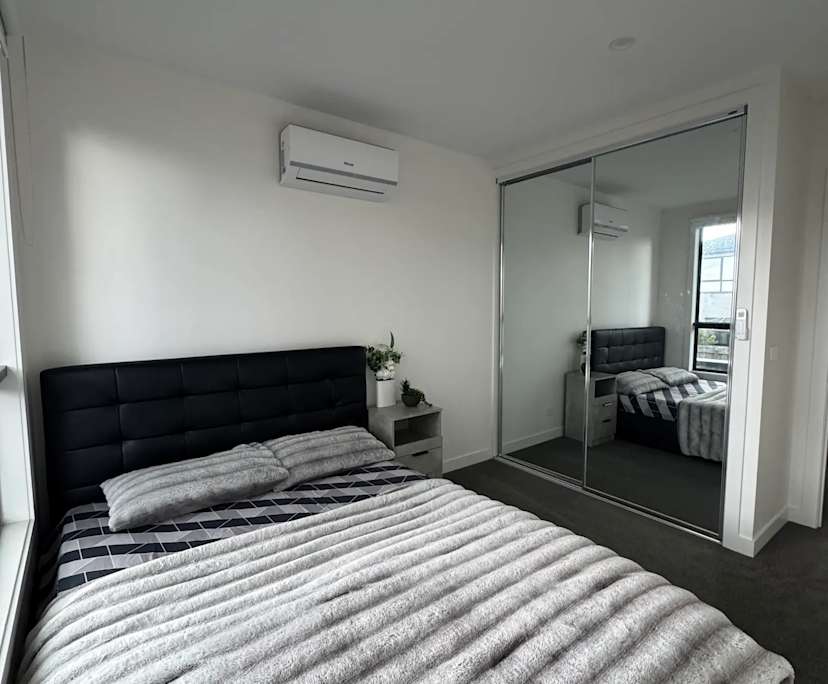 propertyImage