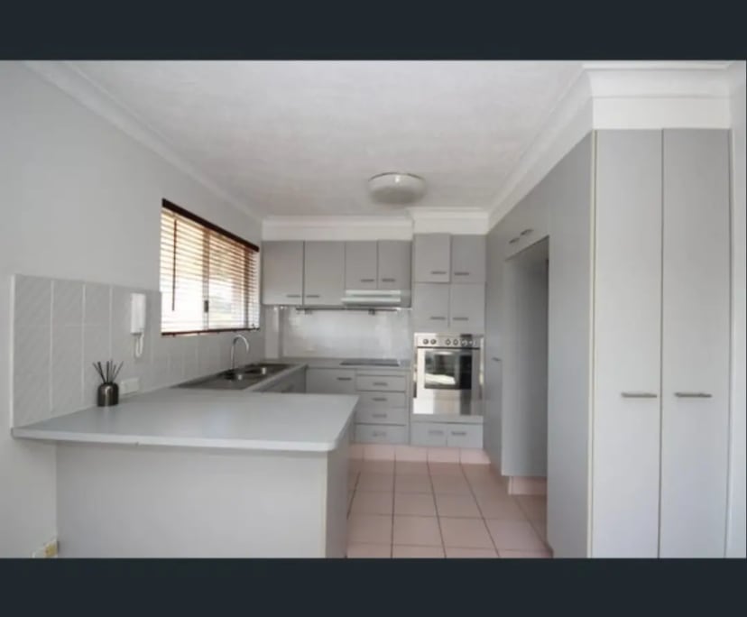 Unfurnished room in a flatshare