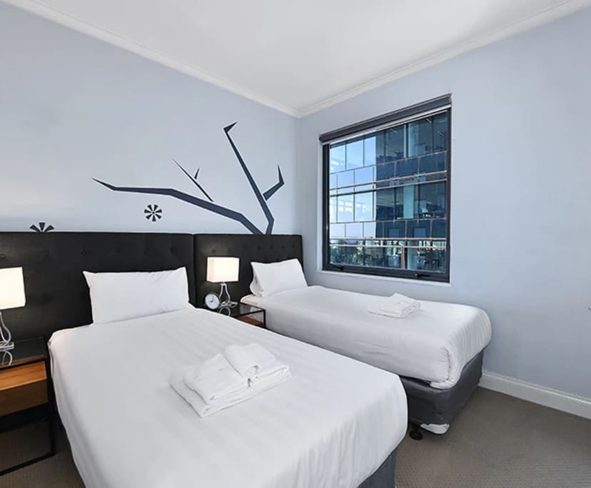 $1,395, Whole-property, 3 bathrooms, Melbourne VIC 3000