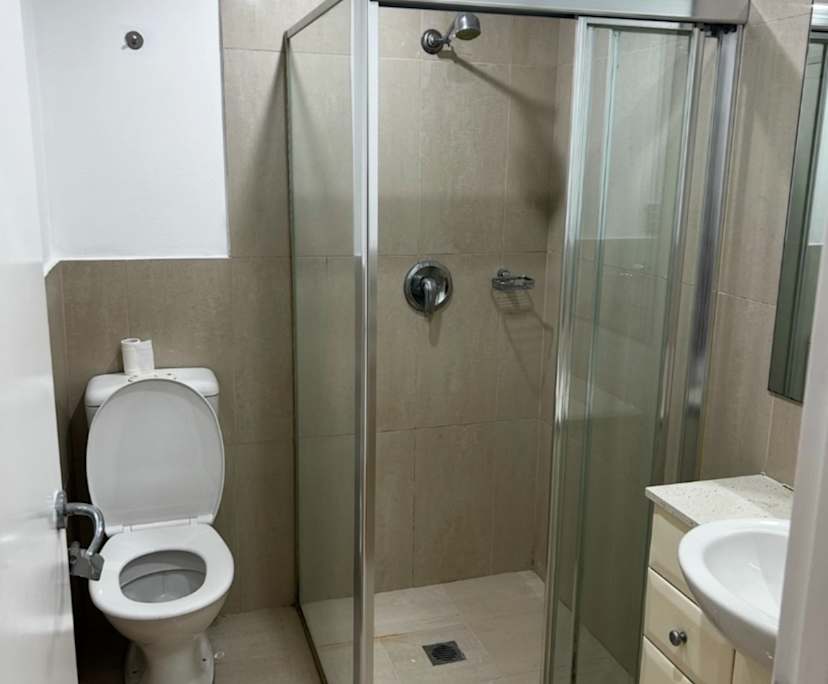 $430, Flatshare, 2 bathrooms, Brookvale NSW 2100