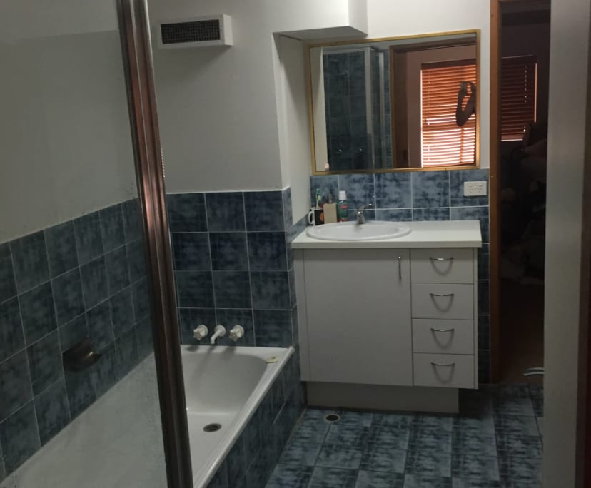$200, Flatshare, 2 bathrooms, Cleveland QLD 4163