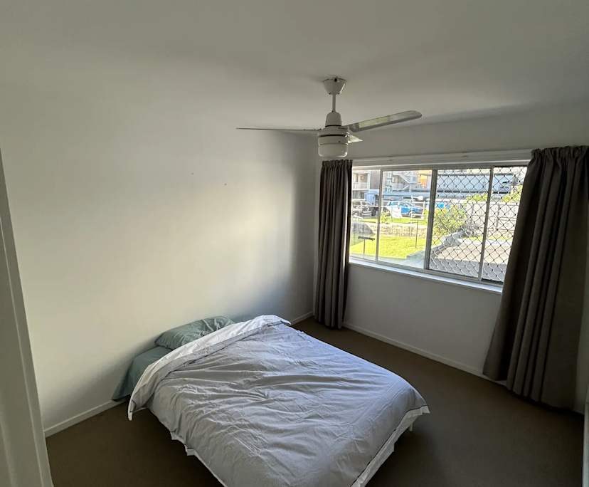 $445, Flatshare, 2 bathrooms, Burleigh Heads QLD 4220