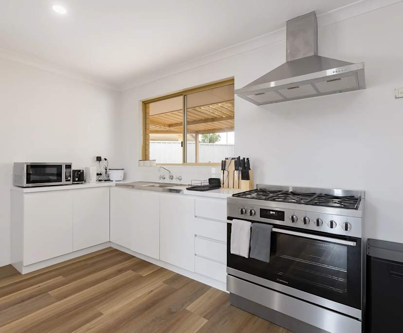 $300, Share-house, 5 bathrooms, Clarkson WA 6030