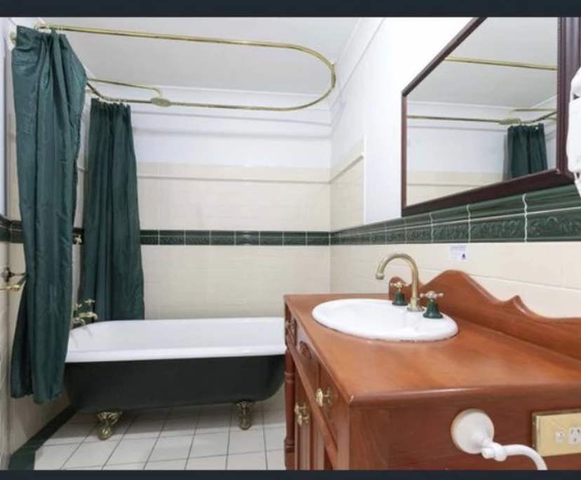 Unfurnished room with own bathroom