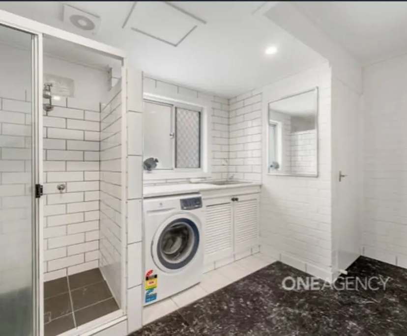 $655, Granny-flat, 2 bathrooms, Port Macquarie NSW 2444