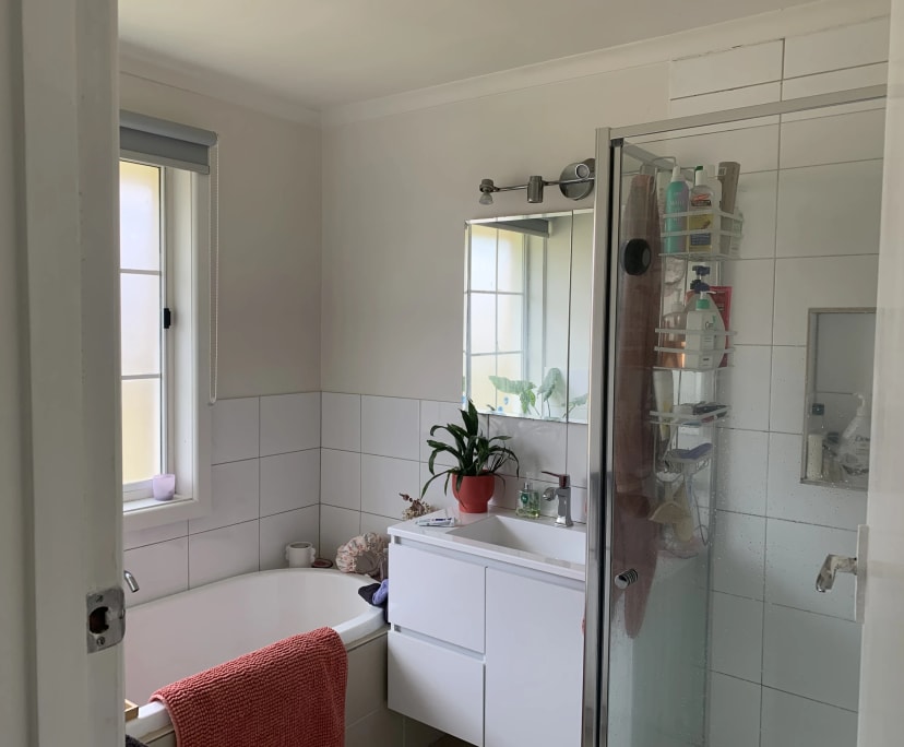 Room in a share house