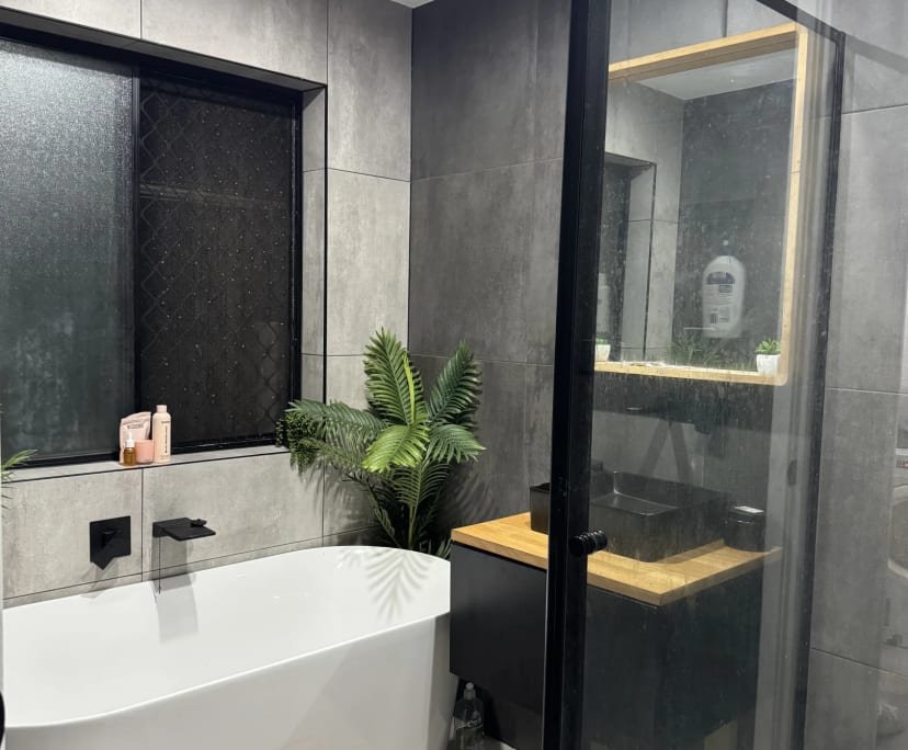 Unfurnished room with own bathroom