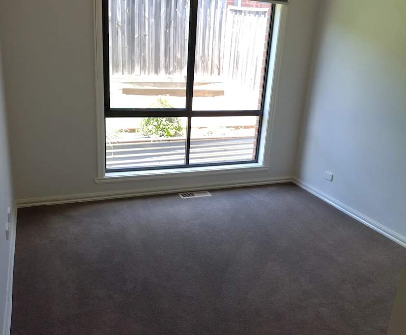 $280, Share-house, 3 bathrooms, Doreen VIC 3754