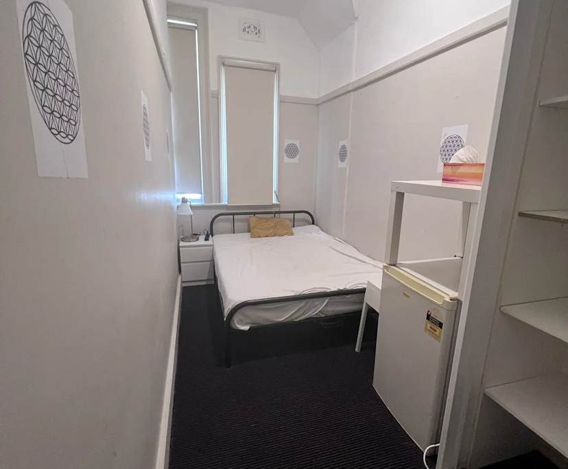 $330, Share-house, 6 bathrooms, Darlinghurst NSW 2010