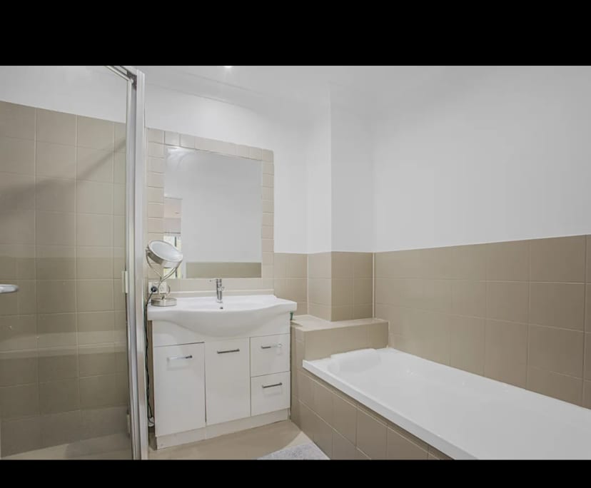 $350-600, Share-house, 2 rooms, Labrador QLD 4215, Labrador QLD 4215