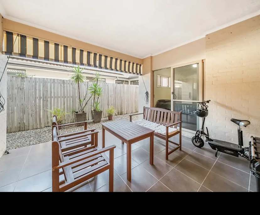 Unfurnished room in a share house