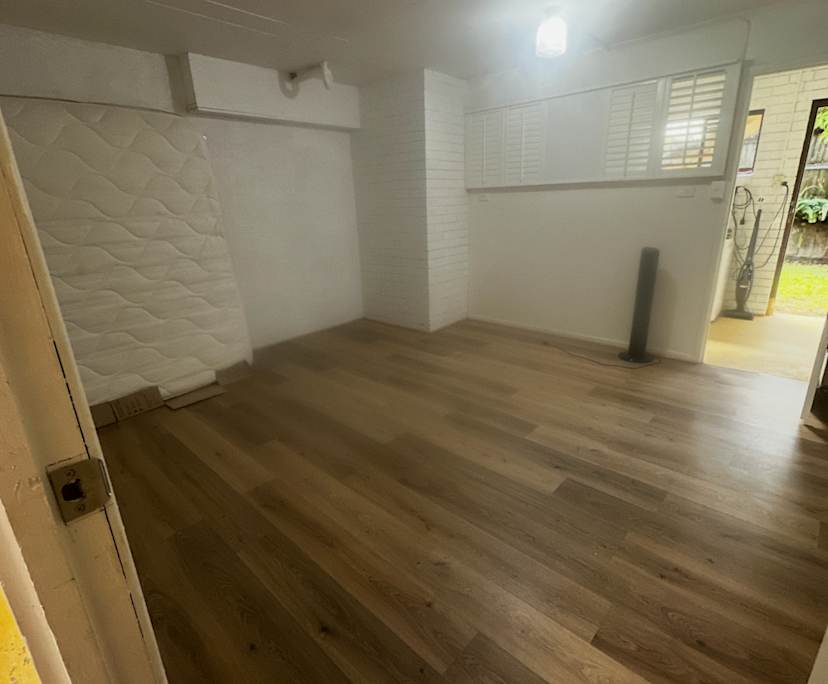 Unfurnished room with own bathroom