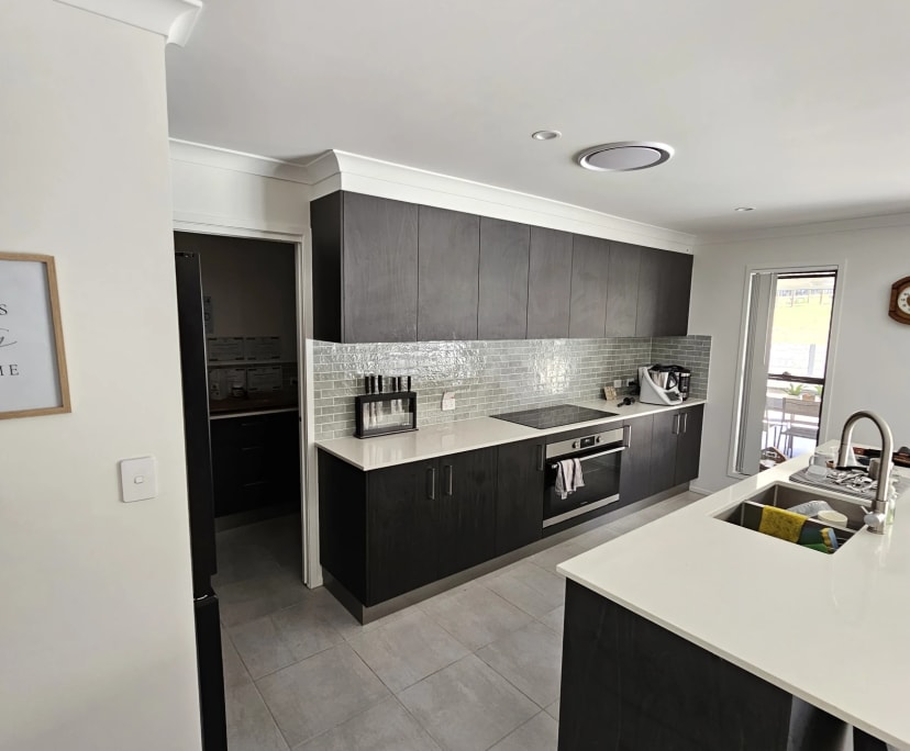 Room for Rent in D'Aguilar, Brisbane 300, Flexibl...