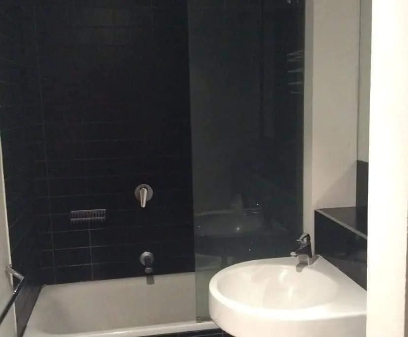 $240, Flatshare, 2 bathrooms, Docklands VIC 3008