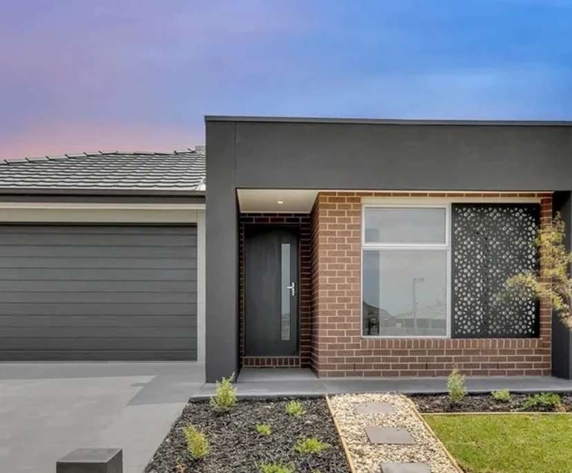 Room in a share house