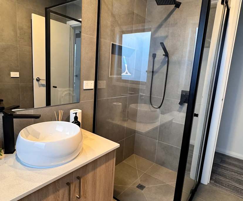 $1,000-800, Share-house, 2 rooms, Kalkallo VIC 3064, Kalkallo VIC 3064