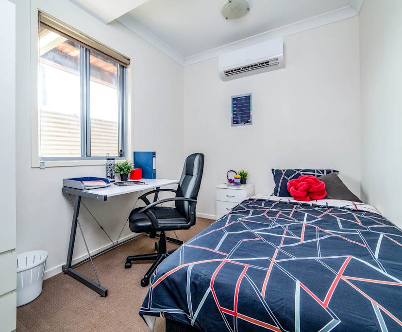 $300, Student-accommodation, 6 bathrooms, Kelvin Grove QLD 4059