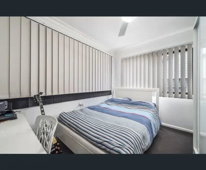 propertyImage