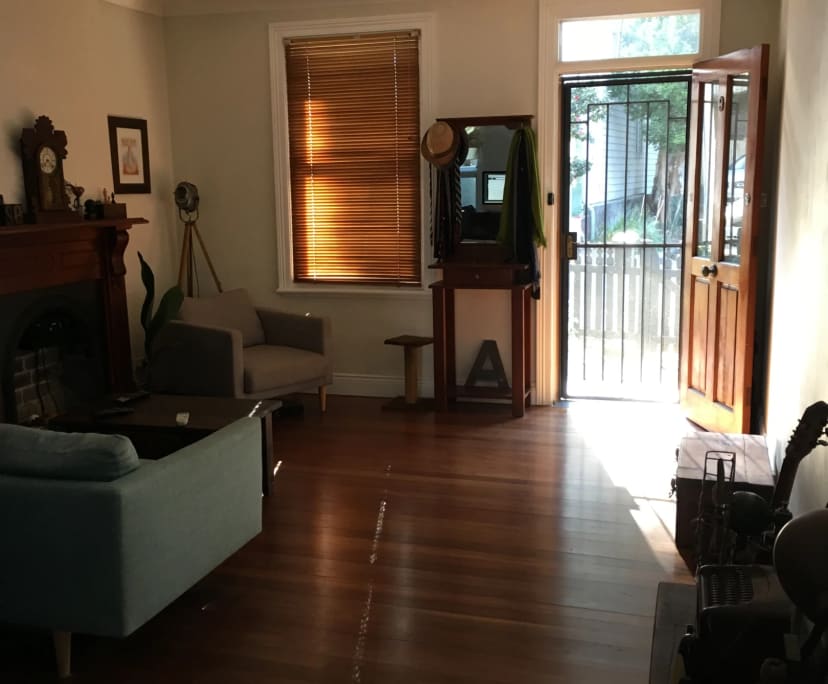 Whole property with 1 room for rent