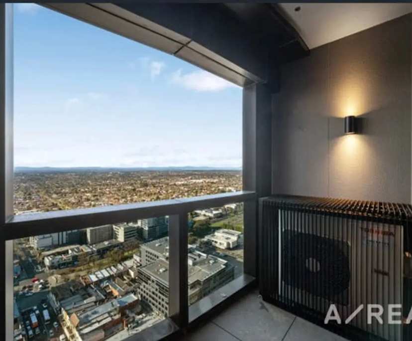 $386, Flatshare, 2 bathrooms, Box Hill VIC 3128