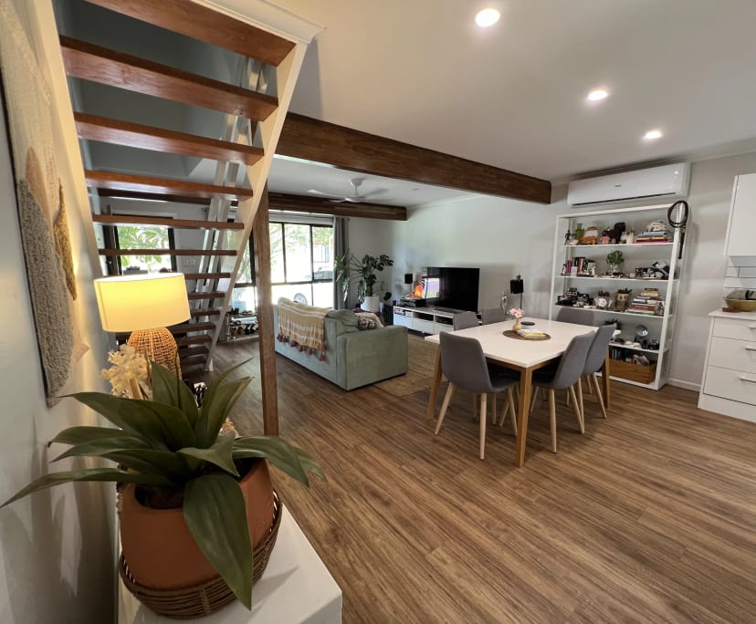 Whole property with 3 rooms for rent