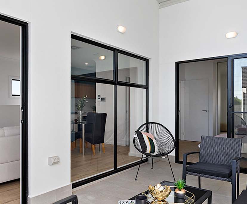 Unfurnished room with own bathroom