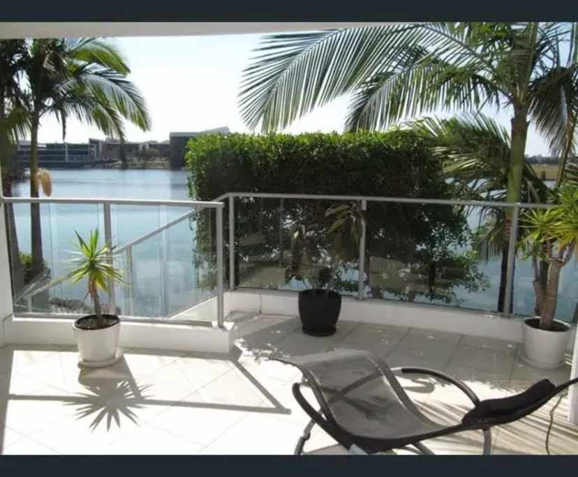 $420, Flatshare, 2 bathrooms, Varsity Lakes QLD 4227