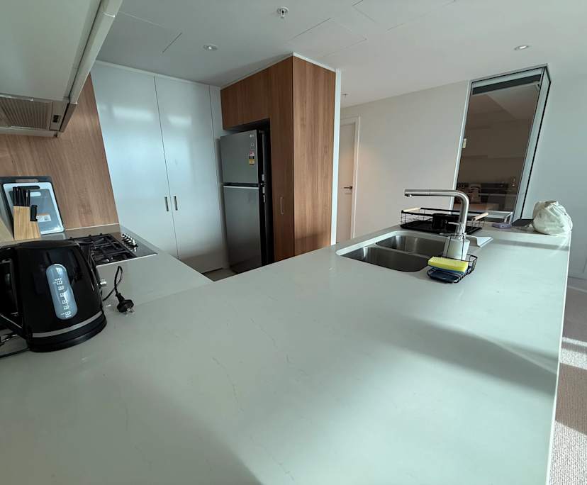 $680, Flatshare, 3 bathrooms, Brisbane City QLD 4000