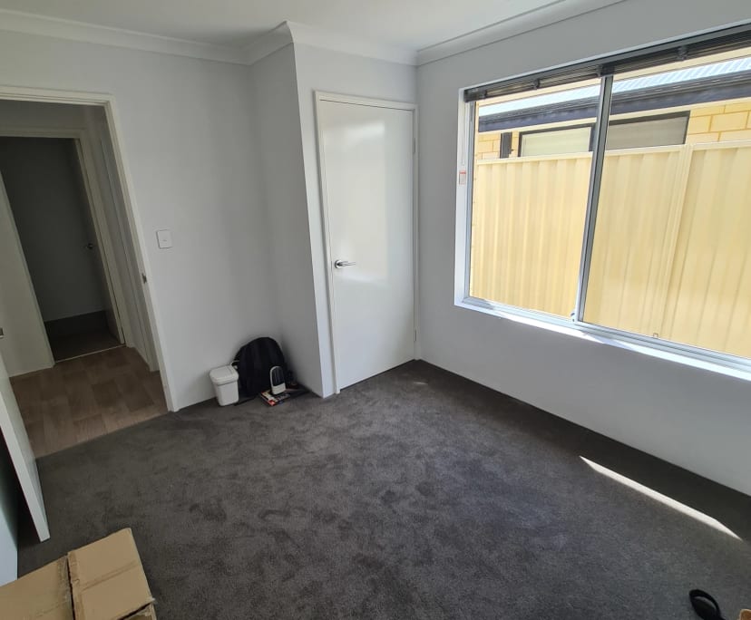 Room for Rent in Hammond Park, Perth 275, Unfurni...