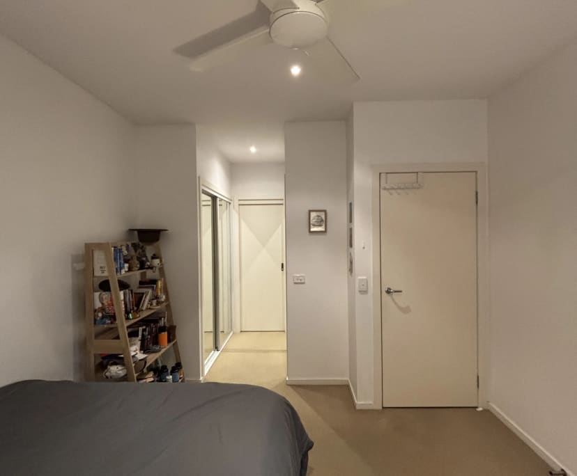 Unfurnished room in a share house