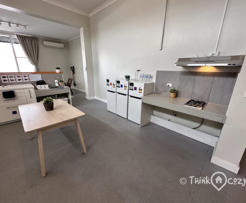 $490, Share-house, 6 bathrooms, Brunswick VIC 3056