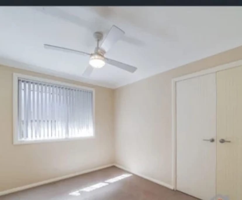 $300, Share-house, 4 bathrooms, Minto NSW 2566