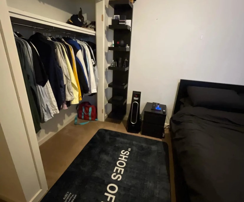 Unfurnished room in a share house