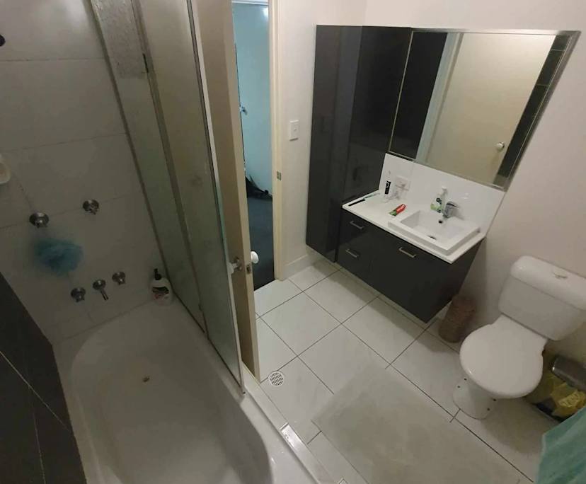 Unfurnished room in a share house