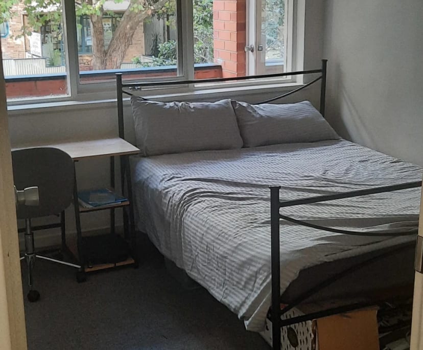 Room for Rent in Saint Kilda, Melbourne 200, Furn...