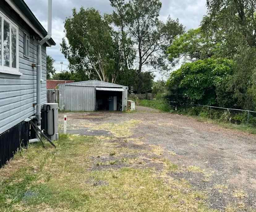 $375, Whole-property, 2 bathrooms, Redbank Plains QLD 4301