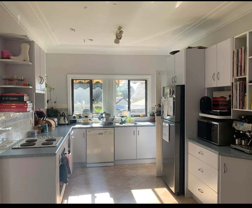 Unfurnished room in a share house