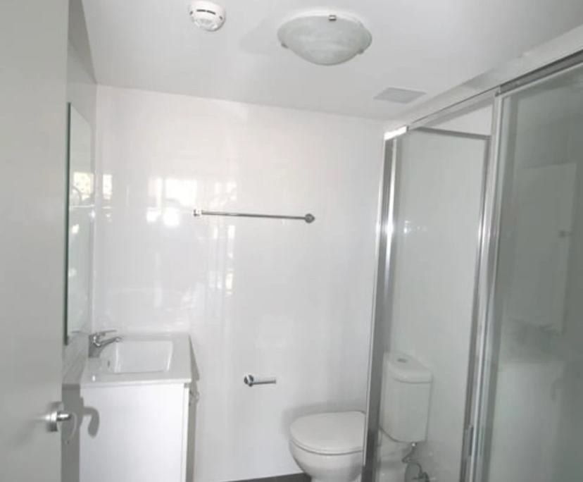 Furnished room studio flat for rent