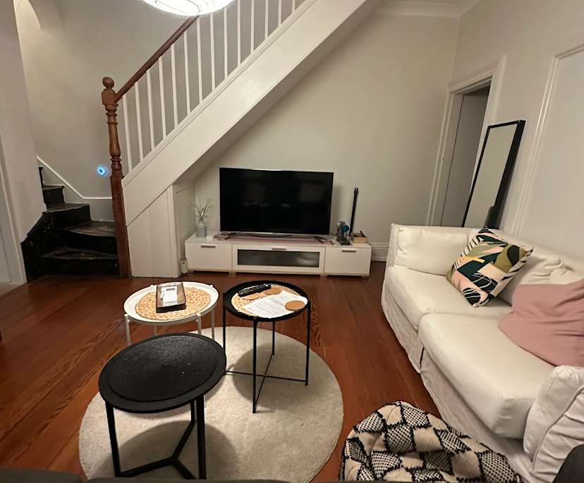 Room in a share house