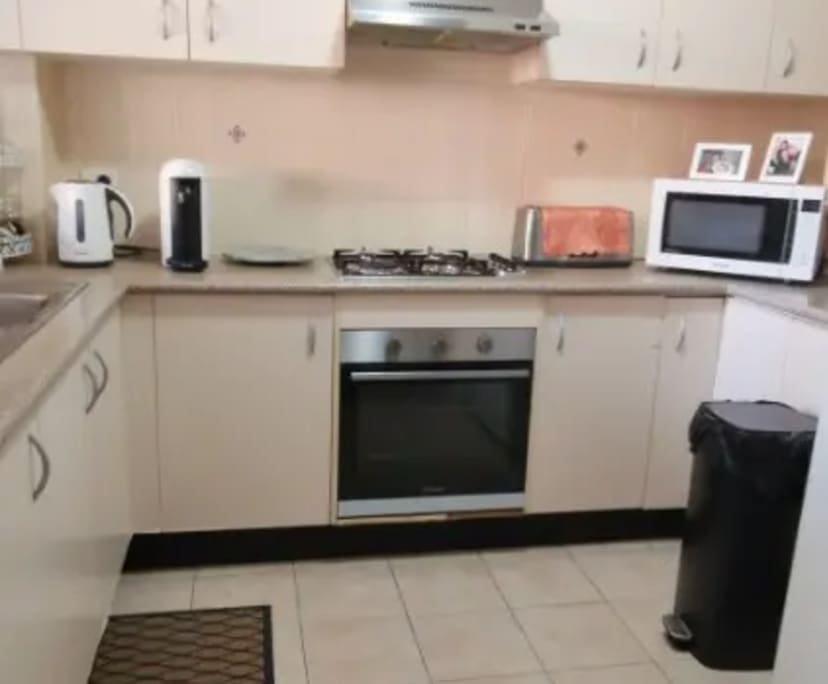 $300, Flatshare, 2 bathrooms, Penshurst NSW 2222