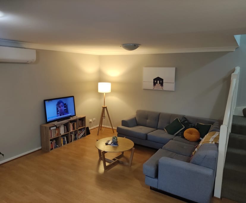 Unfurnished room in a flatshare