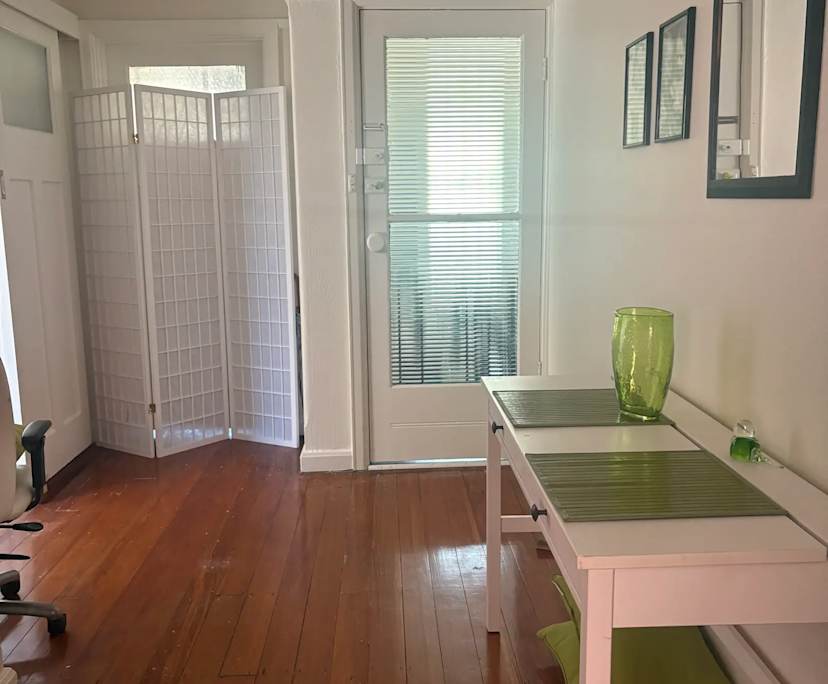 $450, Studio, 1 bathroom, South Yarra VIC 3141
